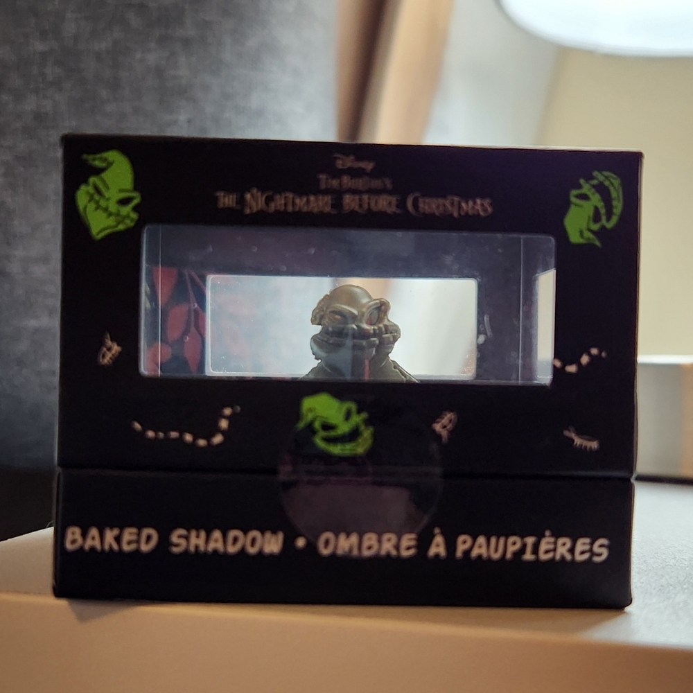 Disney OOGIE BOOGIE Baked Eye Shadow